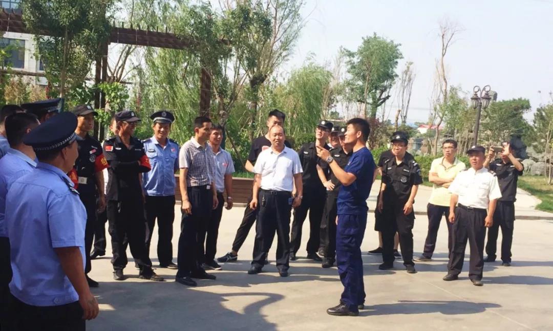石家庄市妇产医院消控人员走进高新区太行消防中队参观学习